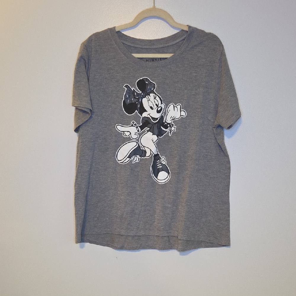 Minnie Mouse Disney Gray T-Shirt Casual Everyday Top
